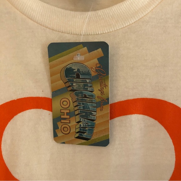 NWT Cincy Shirts Tultex Pale Yellow Unisex Burger Chef Short Sleeve T-Shirt - Picture 4 of 7